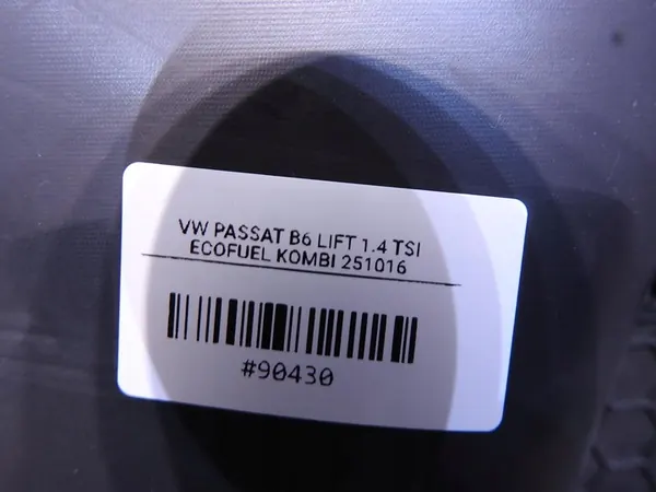 Vordertürverkleidung rechts VW Passat B6 image 4