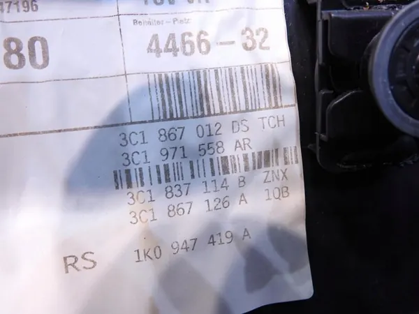 Vordertürverkleidung rechts VW Passat B6 image 5