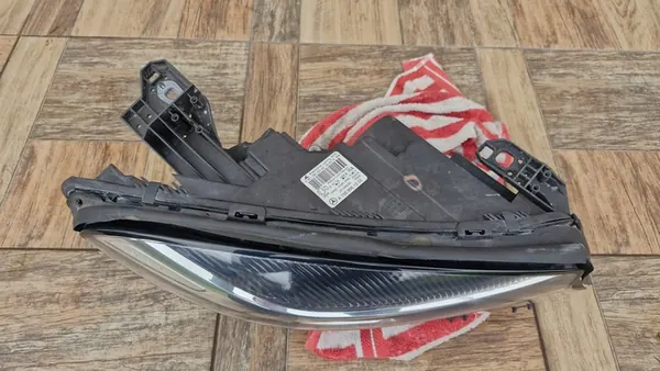 Mercedes-Benz OE A1569061200 Voorlamp Rechts image 4