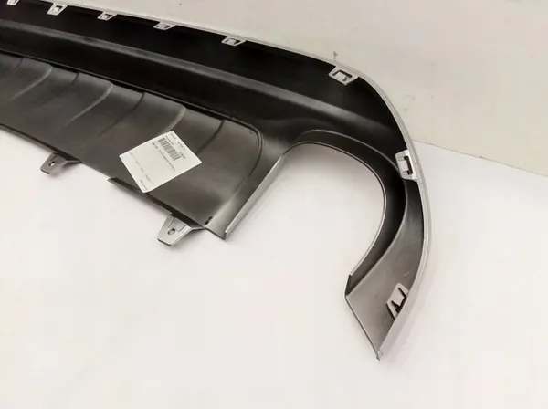 Volvo XC70 2013 Cubierta Parachoques Trasero OEM 3135358 image 10