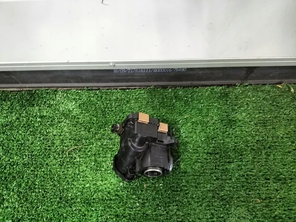 BMW Thermostaat OEM 6PY012794 voor F39 F40 F46 image 2