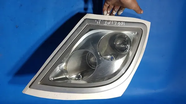 Lâmpada Skylight Halógena Esquerda DAF XF 106 Euro 6 Lift image 1