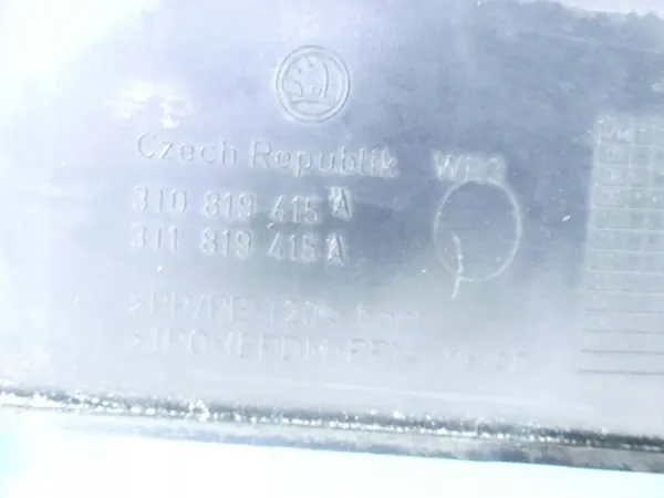 Skoda Superb II Tuulilasi OEM 3T0819415 image 4
