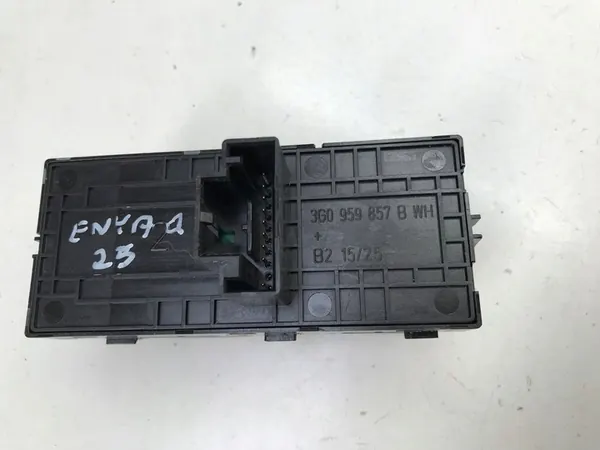 Fahrertürschalterpanel Skoda Enyaq IV 2025 image 5