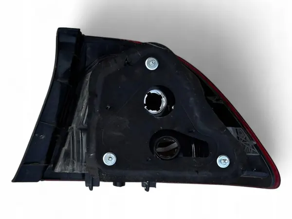 Luz trasera izquierda exterior Honda Civic VIII sedán image 3