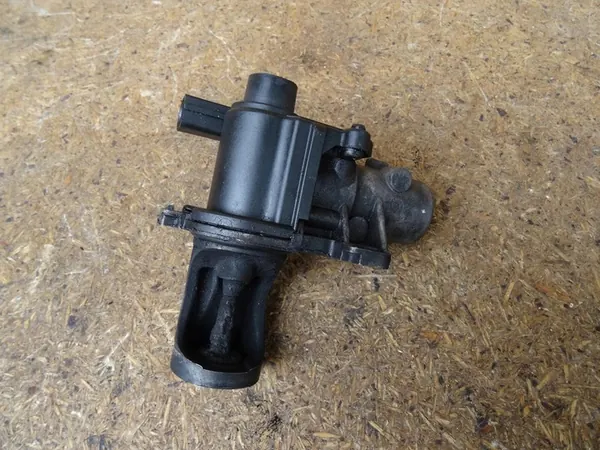 EGR-venttiili AUDI A4 B7 2.0 TDI 038131501AD image 3