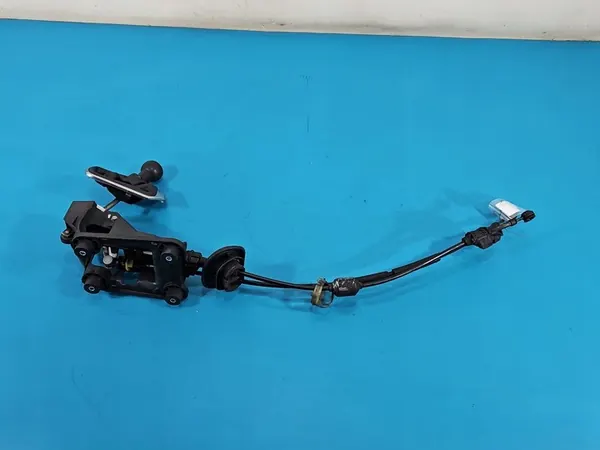 Vaihdevivun linkki Citroen C-Elysee II 1.6 HDI image 8