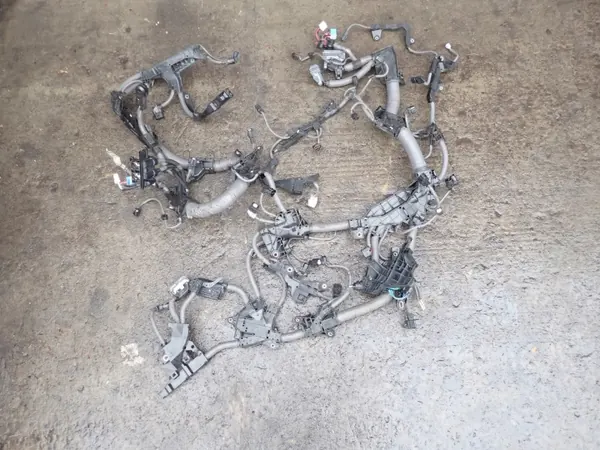 Harness Motor OEM 82121-0C641 para Toyota Tundra 3.4L image 9