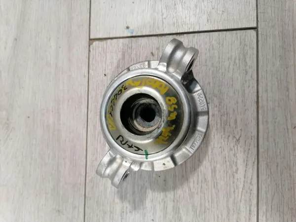 Support Amortisseur Avant Ferrari 458 OEM 340229 image 5