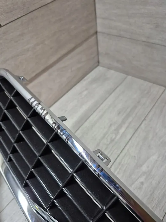 Volvo S40 II Grill 8620116 image 5