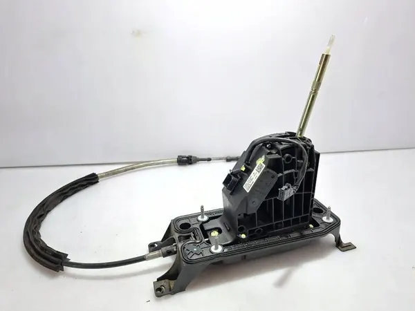 Levier de vitesses Volkswagen Tiguan II 2016 5QH713025 image 2