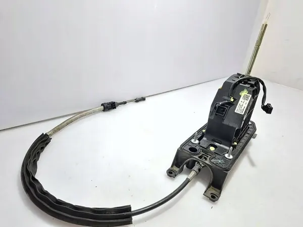 Levier de vitesses Volkswagen Tiguan II 2016 5QH713025 image 3