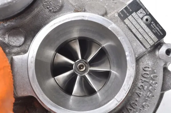 TURBINA A1770900080 para MERCEDES GLC X253 4.0 V8 image 8