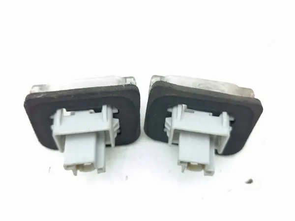Luz de matrícula Mazda CX-5 II 2018 OEM L004547 image 4