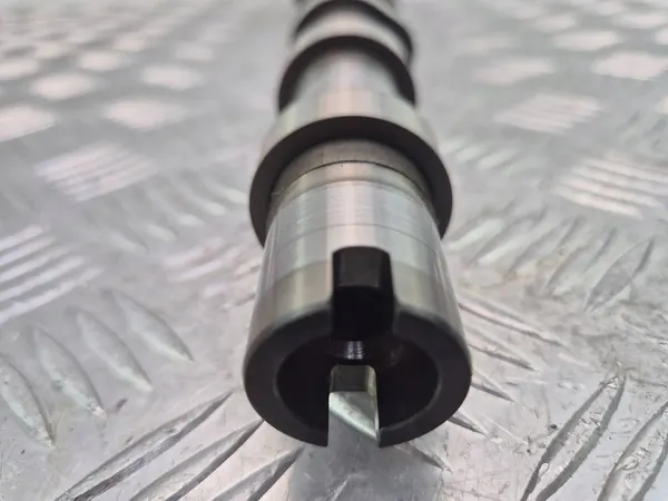 Árbol de levas Mercedes E200 W213 A2640510000 image 3