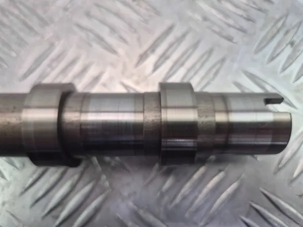 Árbol de levas Mercedes E200 W213 A2640510000 image 7