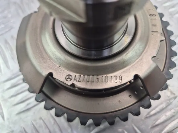 Árbol de levas Mercedes E200 W213 A2640510000 image 8