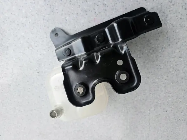 Kylvätskeexpansionstank Jeep OE QTT5803 image 3