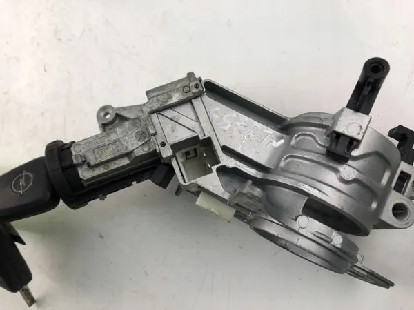 Peça estacionária Opel Astra H (L48) OEM 501882 image 3