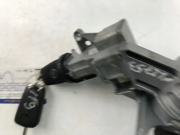 Peça estacionária Opel Astra H (L48) OEM 501882 image 5