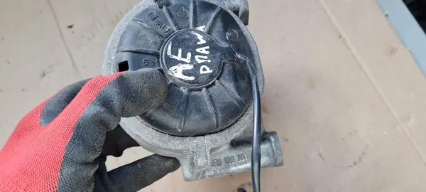 Moottorin Kiinnike Audi A4 S4 8R0199381AE image 6