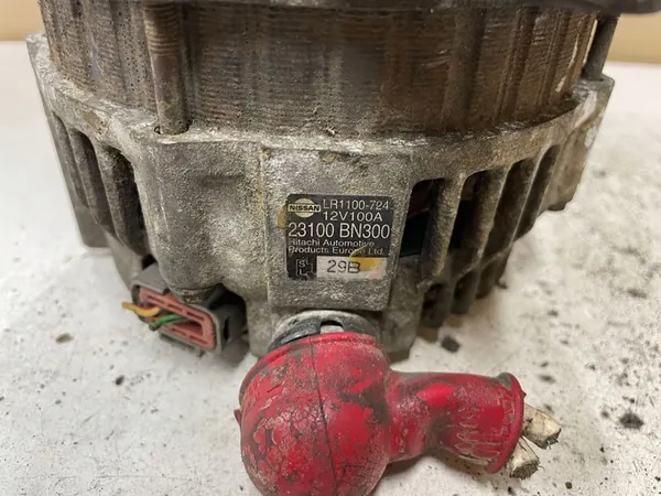 Alternador NISSAN PRIMERA 2.2L diésel 2004 LR1100724 image 3