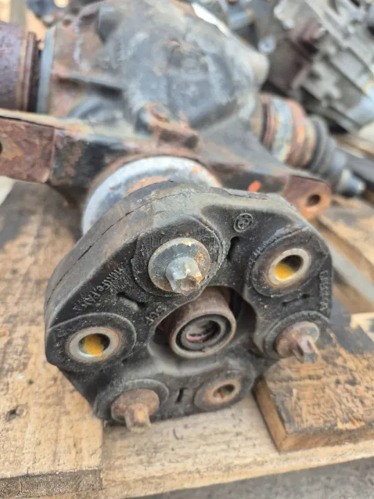 Taka tasauspyörästö BMW 1 E81 E87 04-11 2.81 OEM 7616971 image 3