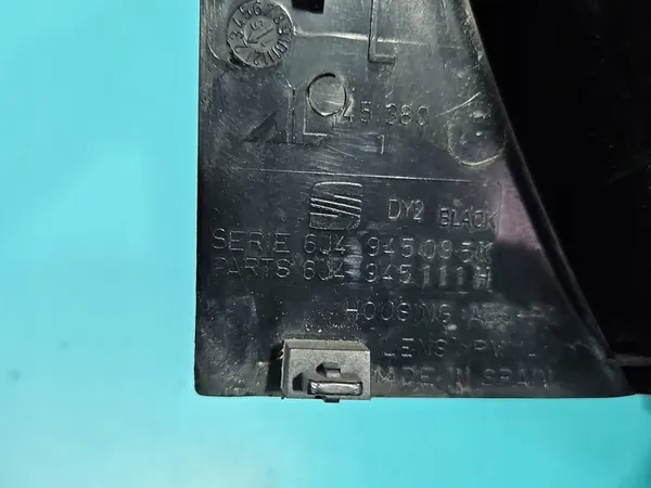 Luz Trasera Izquierda 12-15 Seat Ibiza IV 6J HB 6J4945095K image 10