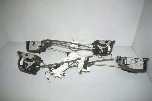 Ensemble de serrures BMW 7 avec fermeture G11 G12 2581894 image 3