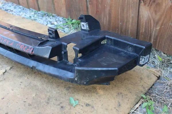 RANGE ROVER EVOQUE Renforcement de pare-chocs avant image 3