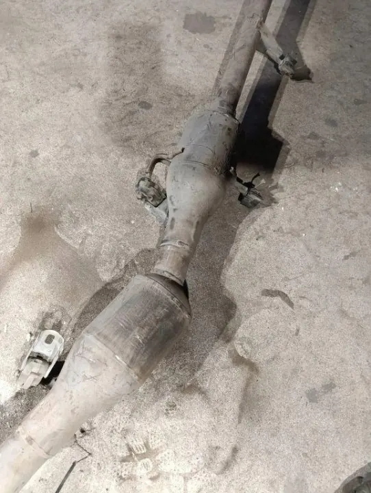 Katalysaattori OEM 82408460 Renault Trafic III:lle image 3