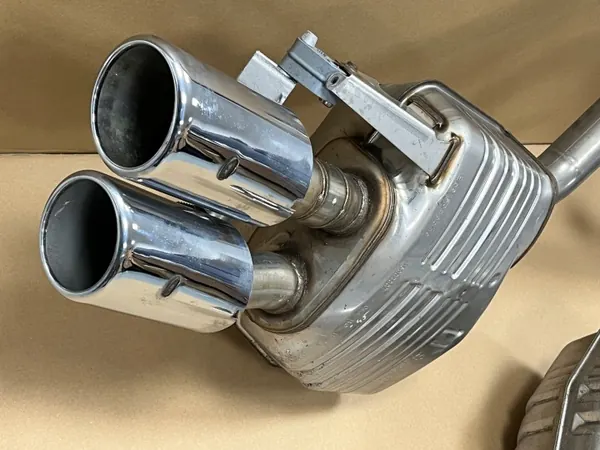 Audi S8 D5 Avgasdämpare OEM 4N0253612P 4N0253611AA image 3