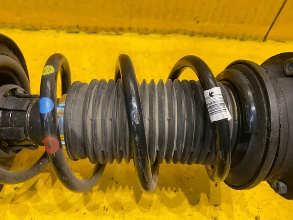 SEAT LEON III Assemblaggio McPherson Anteriore Sinistro 5Q0413023FN image 4