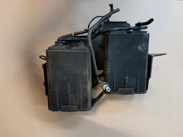 OEM Kolfilter Jaguar XK XKR XK8 1996-2006 image 2