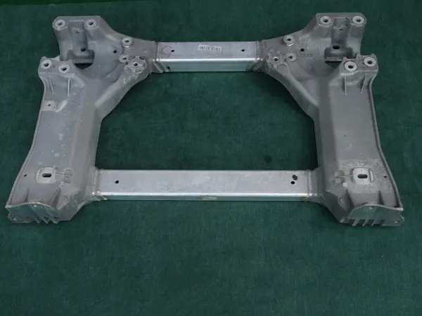 Pieza Aston Martin OEM 4G43-5019-AH usada image 2