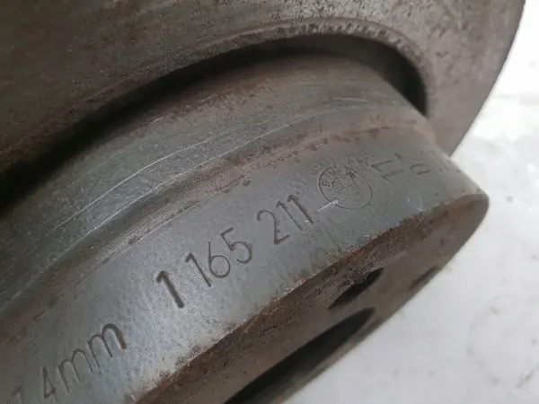 Disco de freio traseiro BMW 3 E36 1998 OEM 1165211 image 10