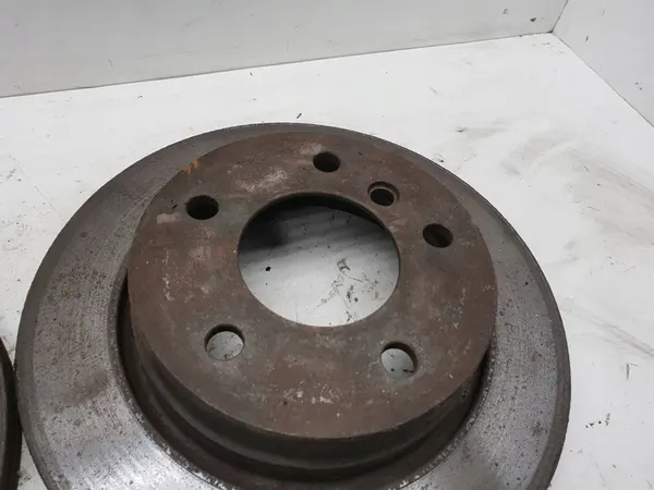 Disco de freio traseiro BMW 3 E36 1998 OEM 1165211 image 7
