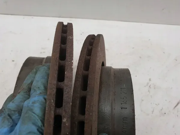 Disco de freio traseiro BMW 3 E36 1998 OEM 1165211 image 8