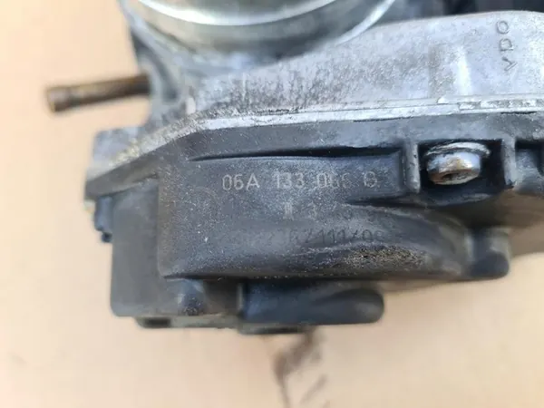 Corpo de borboleta Audi A3 8L 1.8 20V VW Golf IV OEM 06A133066G image 3