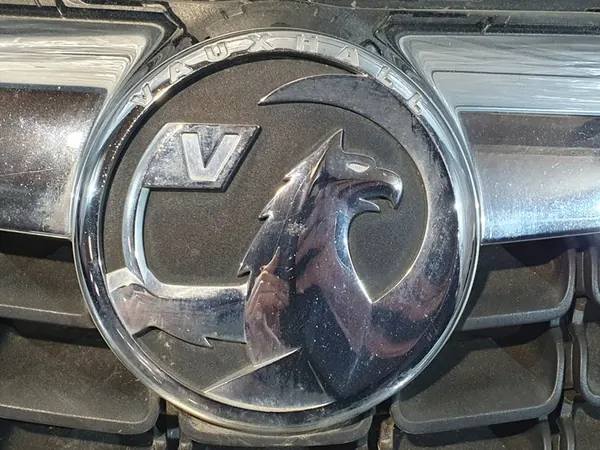 Grill Front Opel Astra J 2009-2012 Polcar 551105-1 image 8