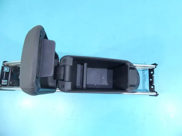 Armrest Opel Meriva B 10-17 EU image 3