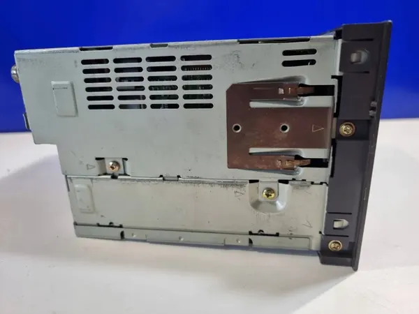Saab CD-Wechsler OEM 5038138 für 9-5 (1998) image 5