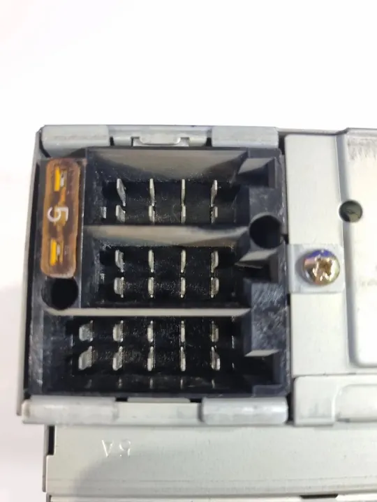 Saab CD-Wechsler OEM 5038138 für 9-5 (1998) image 7