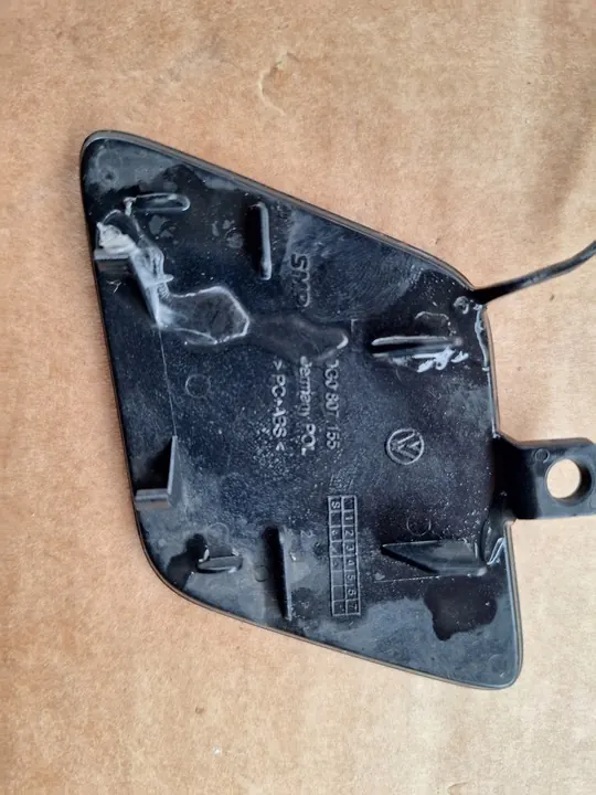 Tappo paraurti anteriore VW Passat B8 image 4