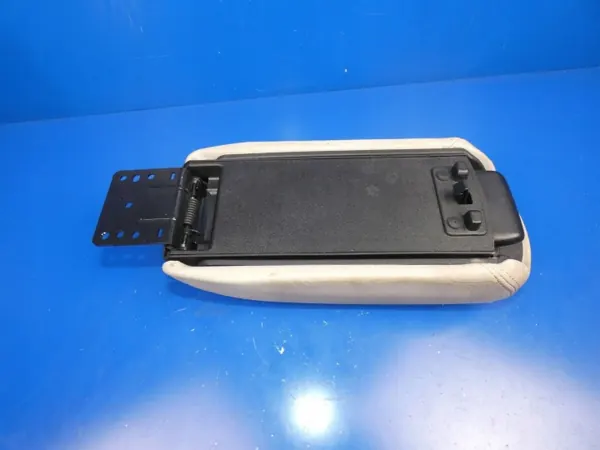 Fiat 500X middenconsole armsteun OEM MIJ46599 image 3