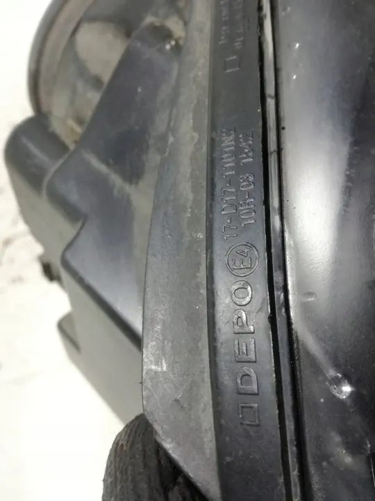 Phare gauche VW Golf V 2005 OEM 1K6941029P image 6