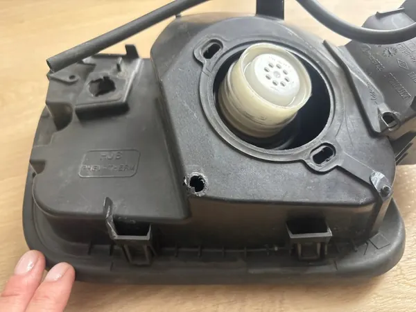 OEM 781204309R Bränslelucka för Renault Captur II 1.6 e-Tech image 3