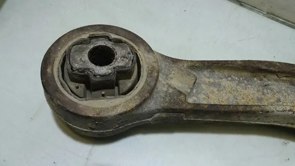 Braccio di Controllo Inferiore Anteriore Sinistro PEUGEOT BOXER 50706935 image 2