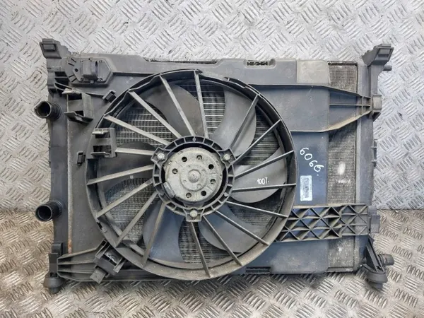 OEM 872199F 8200115543 Radiator & Ventilator Megane II image 2