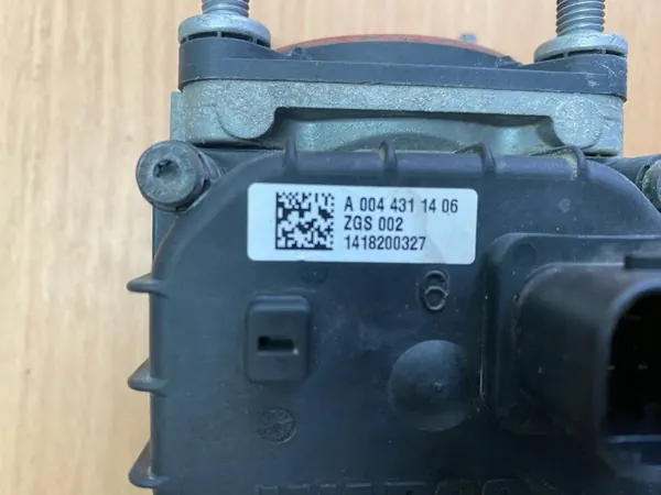 Jarruventtiili Mercedes Actros MP4 OEM 0044311406 image 4